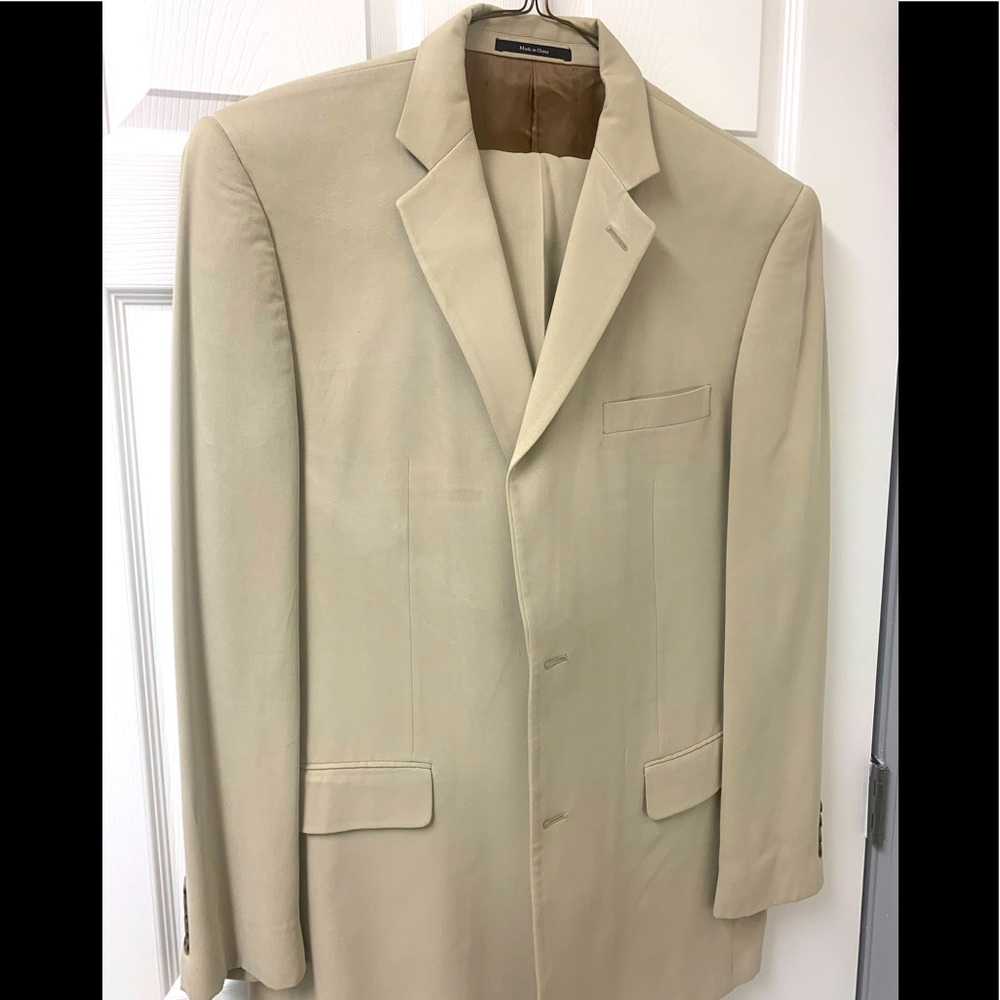 Men’s suit